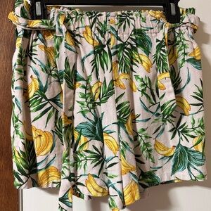 Tropical banana plant shorts